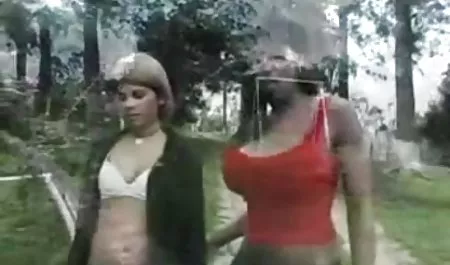 جميلة سمراء موقع سكس عربي لبناني المرضعات