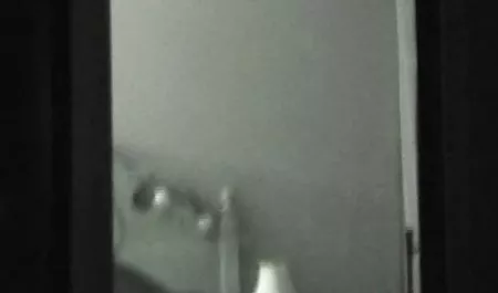 أثداء أمي و ممحونات العرب ابنته مثلية الجنس