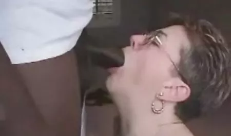 الساخنة فلم سكسي عرب فتاة عارية...