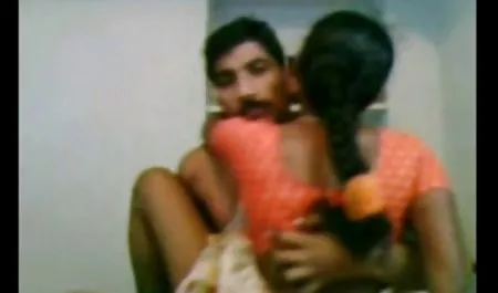 كريم سكس سيدات العرب الوجه