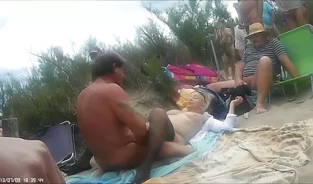 18 سنة شقراء مع وجها لوجه للمرة صور عرب نار سكس الأولى